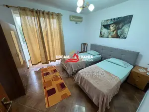 Jepet Apartament 2+1 me Qera Rr Durresit, prane Mullirit te Vjeter, Ti