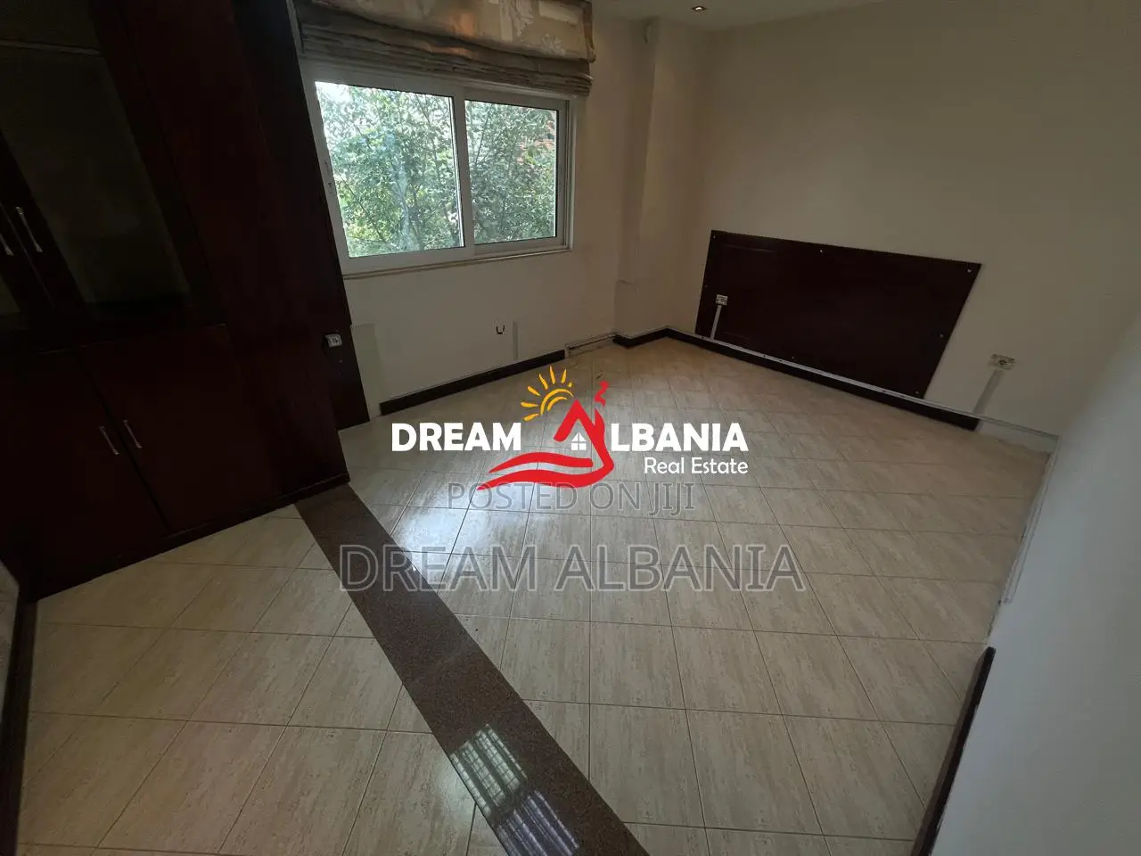 Shitet Apartament te Mine Peza prane Prokuroris 3+1 (ID4131506)