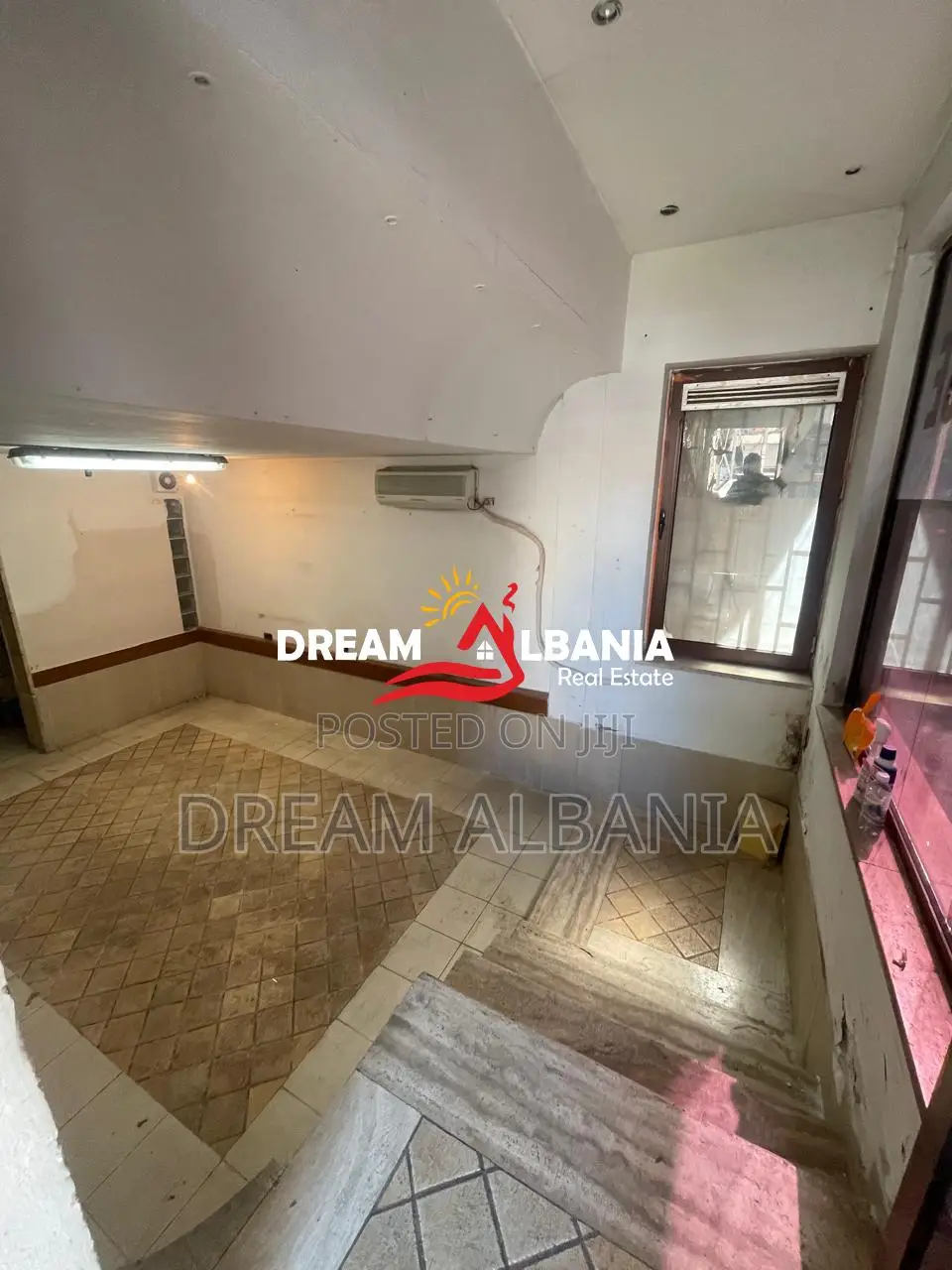Shitet Dyqan Duplex ne Qender , Tirane ( ID 4171623 ) f