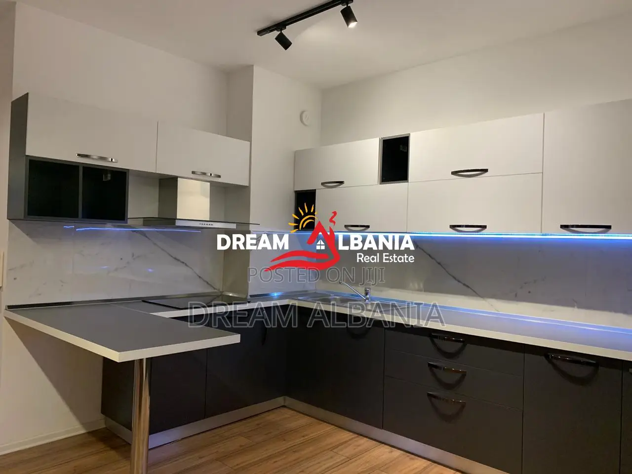 Apartament 1+1 me qera ne Rrugen e Elbasanit, prane Liceut Artistik (I