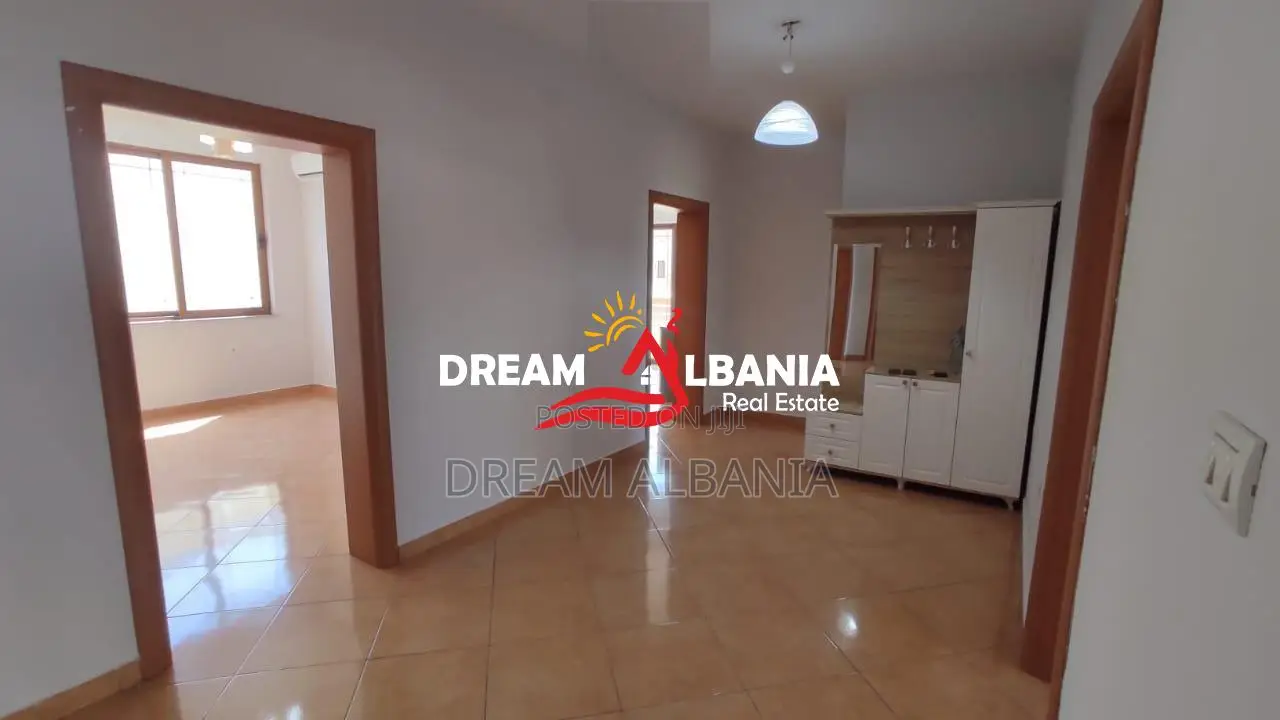 Jepet me qira apartament 3+1 në Rrugën e Kavajës, Stavri Themeli, Tira