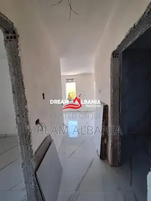Shitet Apartament 1+1 Tek Mali Robit, Golem (41111591)