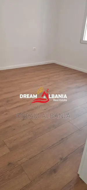 Apartament 1+1 ne Rr Qemal Stafa, pran Shkolles te Kuqe (ID 4119481)