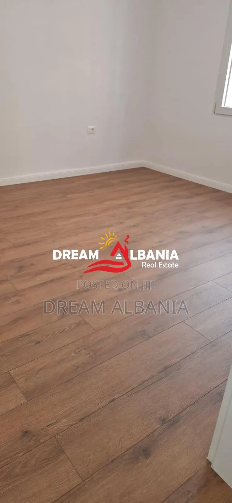 Apartament 1+1 ne Rr Qemal Stafa, pran Shkolles te Kuqe (ID 4119481)