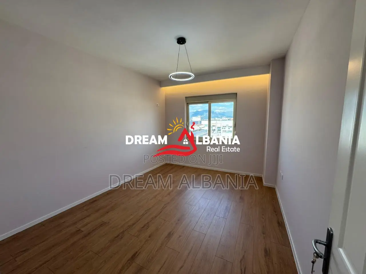 Apartament 2+1+2 per Shitje ne Astir, prane Viles L, Tirane (ID 412122
