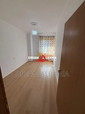 Apartament 2+1 per Shitje Fresk, ne Rr e Dajtit, prane Ana Market, Tir