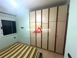 Apartament 2+1 me qera ne Ali Dem prane maternitetit te ri , Tirane (I