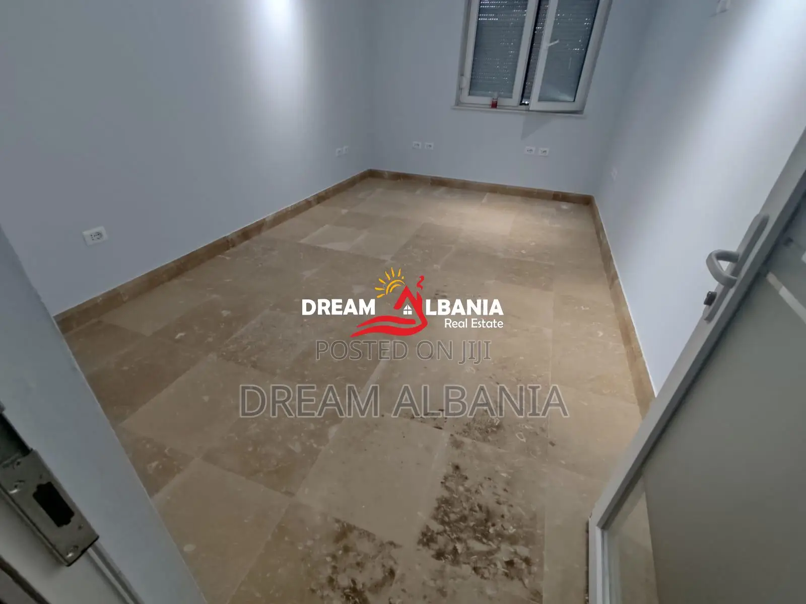 Jepen Apartamente/Zyra me qera ne Rrugen 5 Maji prane Concord (ID 4261