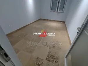 Jepen Apartamente/Zyra me qera ne Rrugen 5 Maji prane Concord (ID 4261