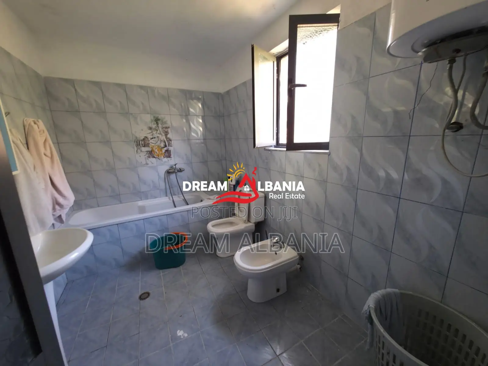 Shitet shtëpi private në Pezë Helmës, Tiranë (ID 4151213)