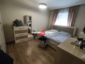 Shitet kat vile ne zonen e Ali Demit prane Rruges Myslym Lela (ID 4151