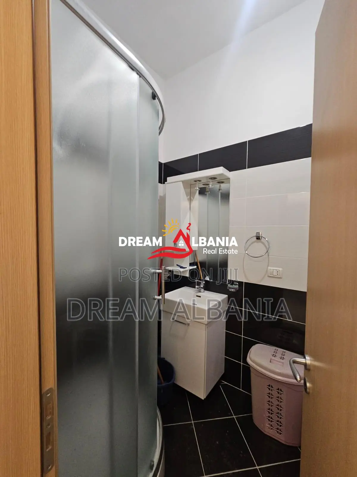 Jepet apartament 2+1+2wc me qera ne Fresk , Tirane ( ID 42215476 )