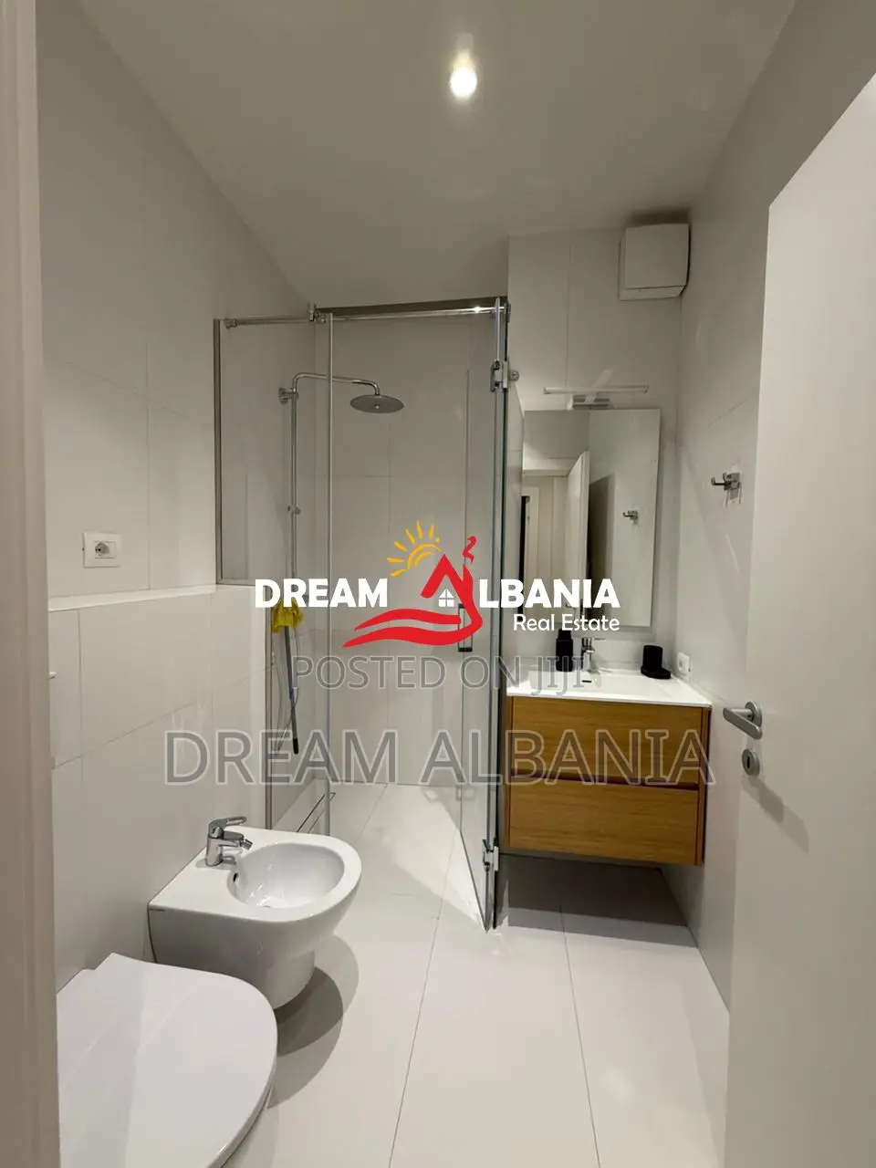 Super Apartament 2+1 me Qera Rruga e Kosovareve (ID 5221008)