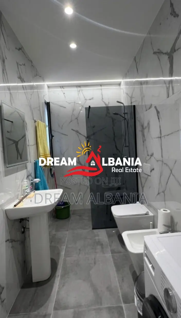 Jepet me Qera Apartament modern tek Ish Fusha Aviacionit ( ID 42215519