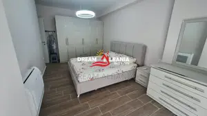 Jepet me qera apartament 2+1 tek 5 Maji prane rrethrrotullimit (ID 422