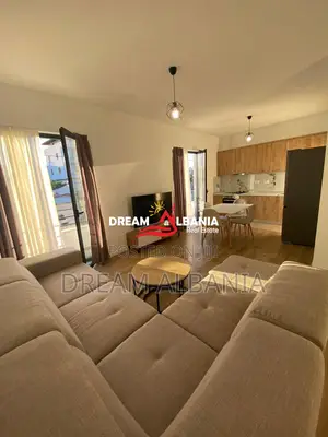 Kat Vile 2+1 me qira ne rrugën Azem Galica afer unazes në Paskuqan (ID
