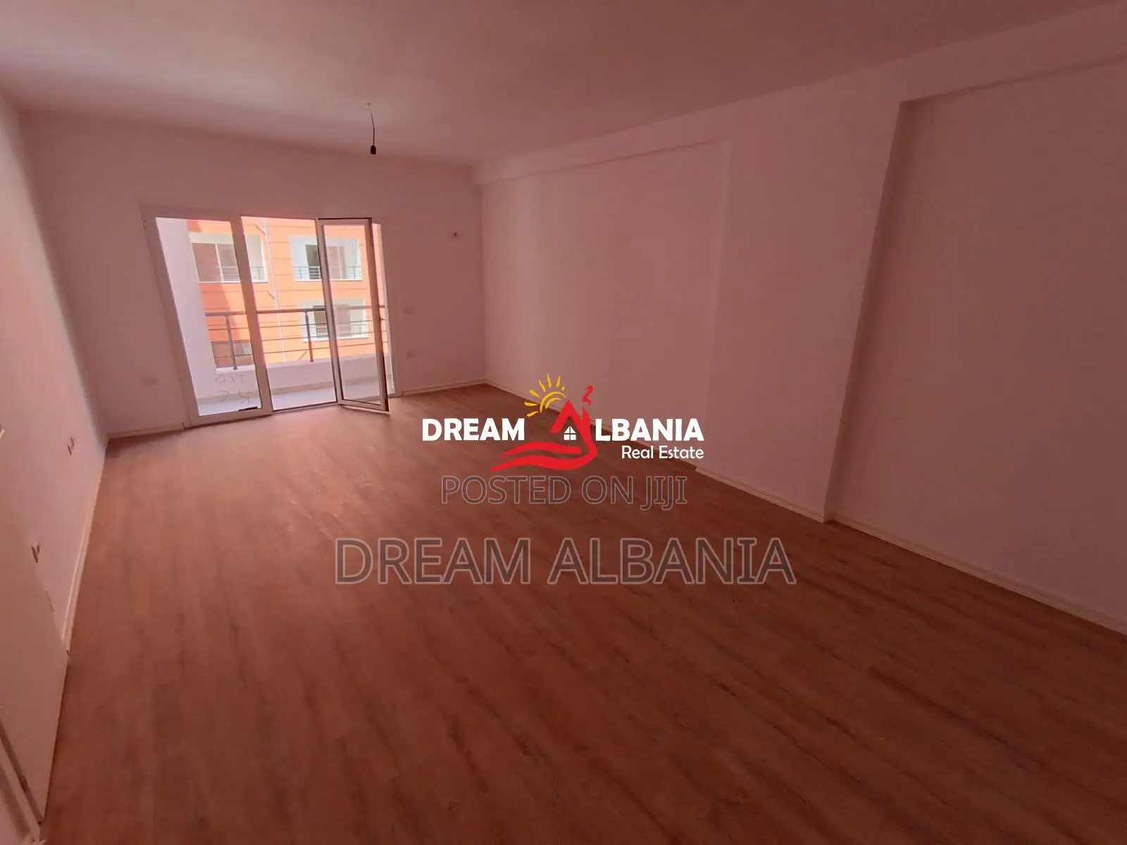 Apartament 1+1 ne Shitje afer KMY, Rruga Rexhep Shala Ne Yzberisht (ID
