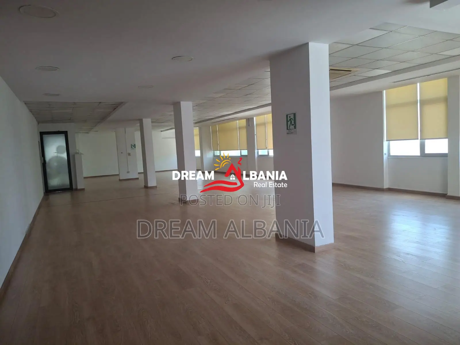 Jepet ambient biznesi me qera ne zonen e Bllokut prane Stadiumit Selma