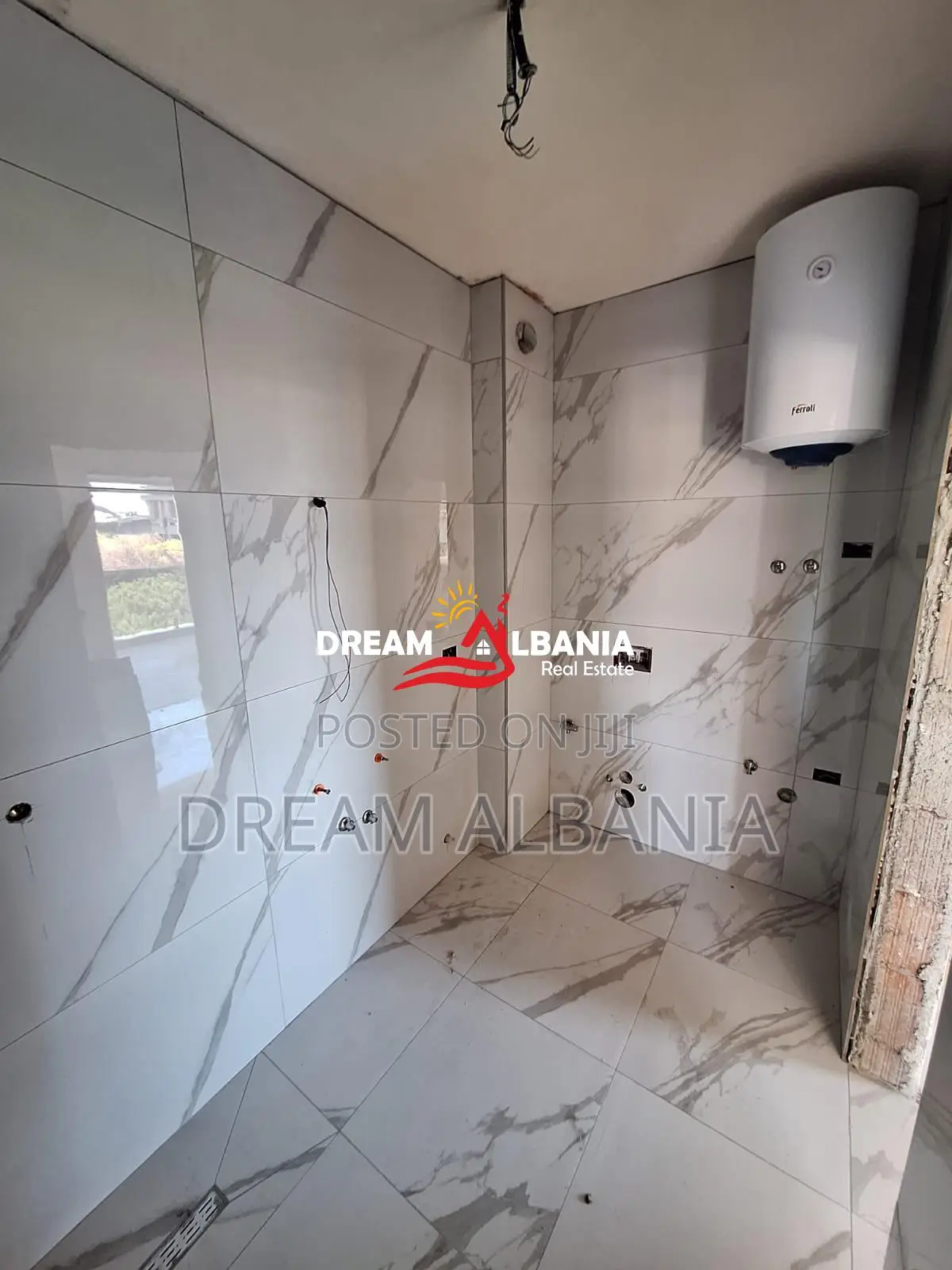 Shitet Apartament 1+1 Tek Mali Robit, Golem (41111591)