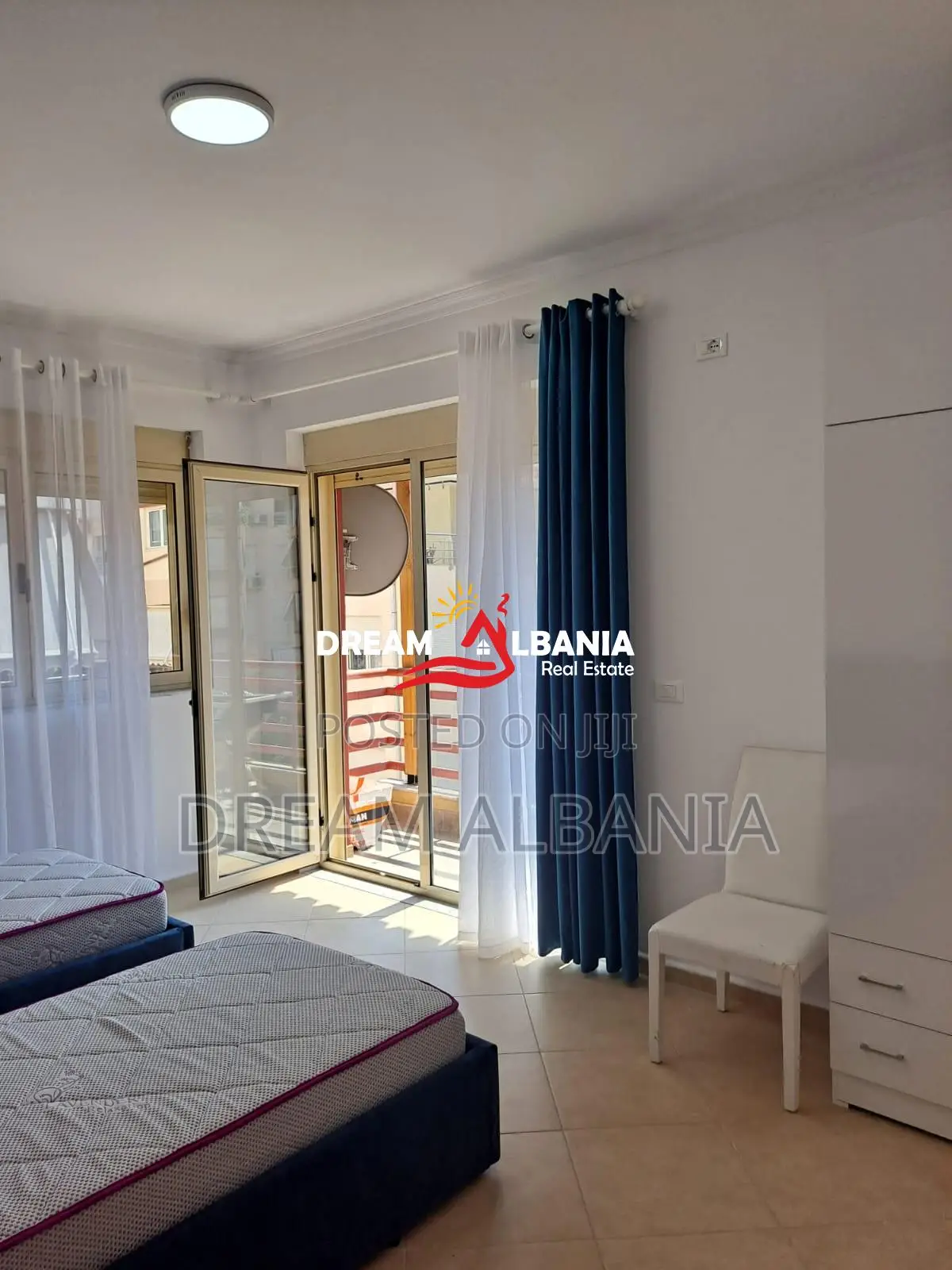Apartament 2+1+Post Parkimi ne Shitje tek Liqeni i Thate (Rruga Peti) 
