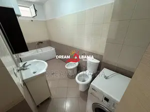 Apartament 2+1+Verand 62 m2 ne shitje Astir, prane Ozone Electronic Ti