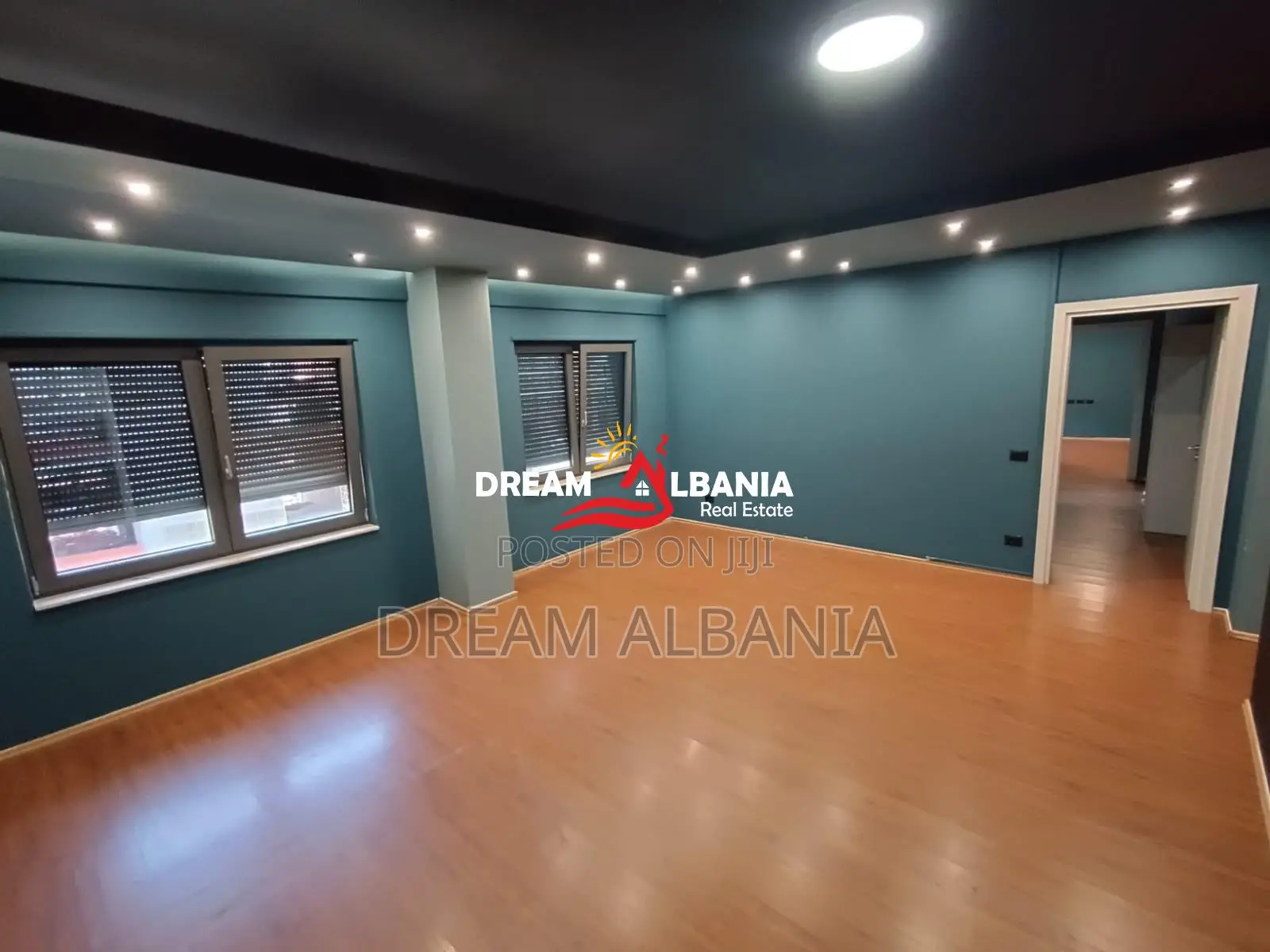 Apartament me Qera 3+1+2 Tualete (Ambient ZYRE) tek Zogu i zi ne Tiran