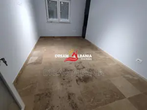 Jepen Apartamente/Zyra me qera ne Rrugen 5 Maji prane Concord (ID 4261
