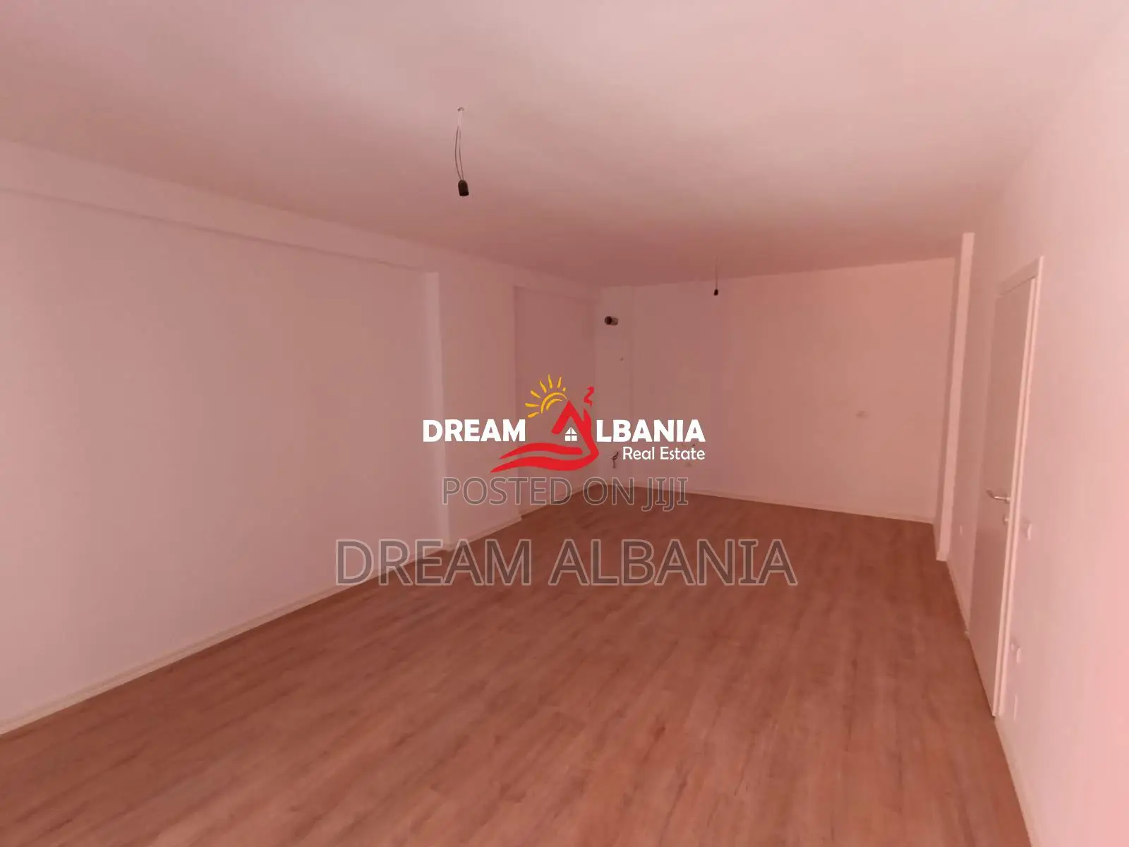 Apartament 1+1 ne Shitje afer KMY, Rruga Rexhep Shala Ne Yzberisht (ID