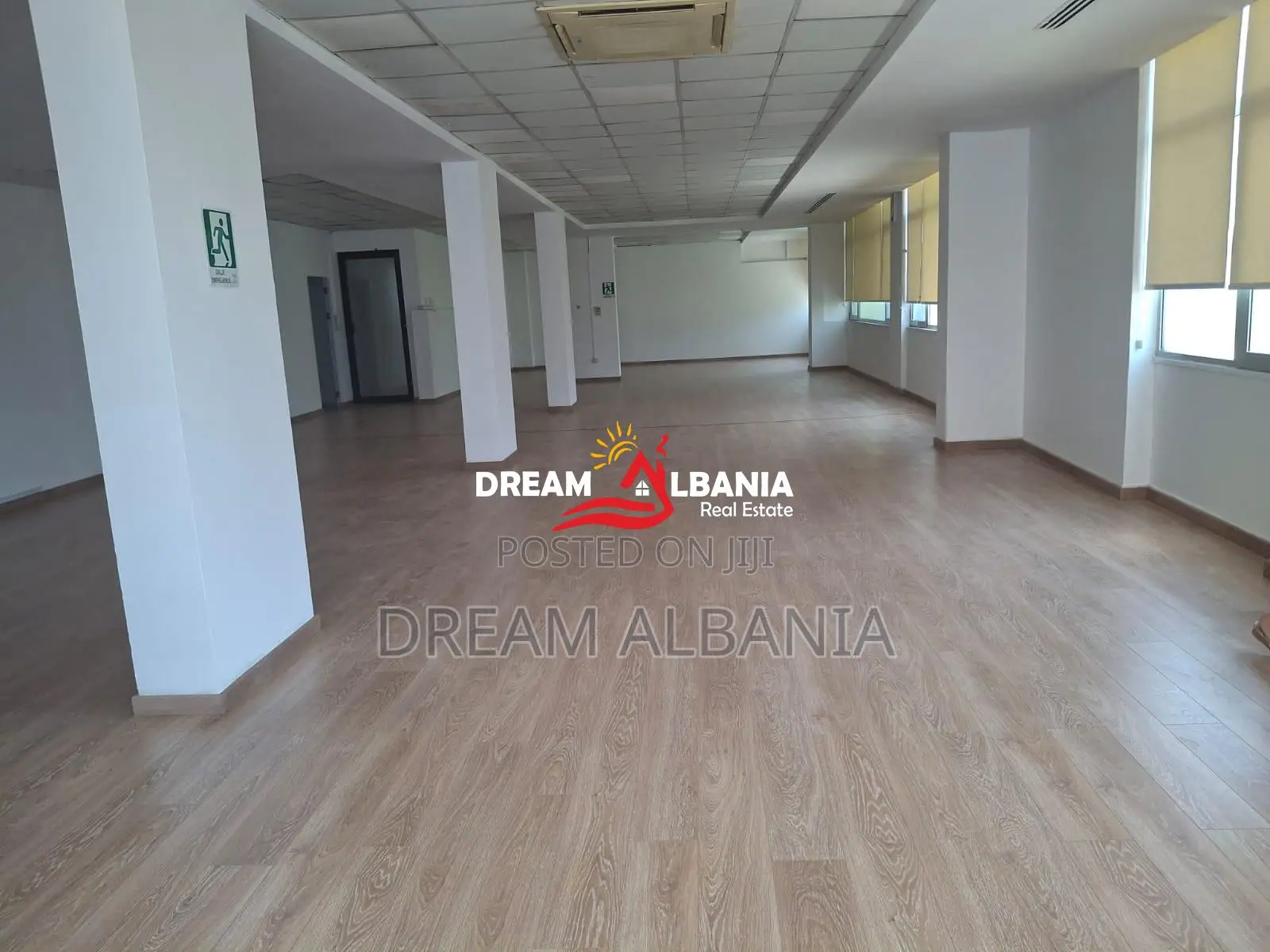 Jepet ambient biznesi me qera ne zonen e Bllokut prane Stadiumit Selma