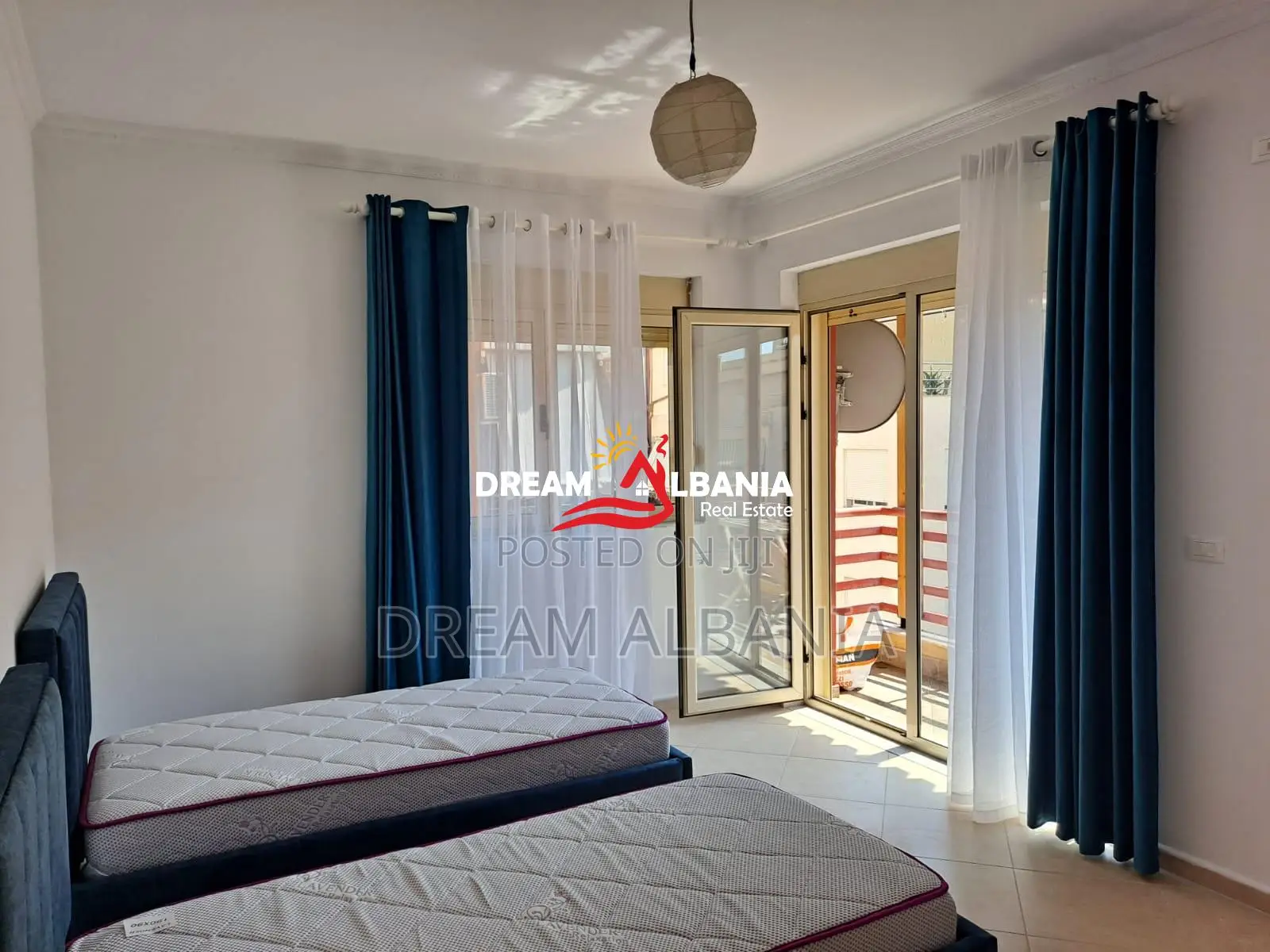 Apartament 2+1+Post Parkimi ne Shitje tek Liqeni i Thate (Rruga Peti) 