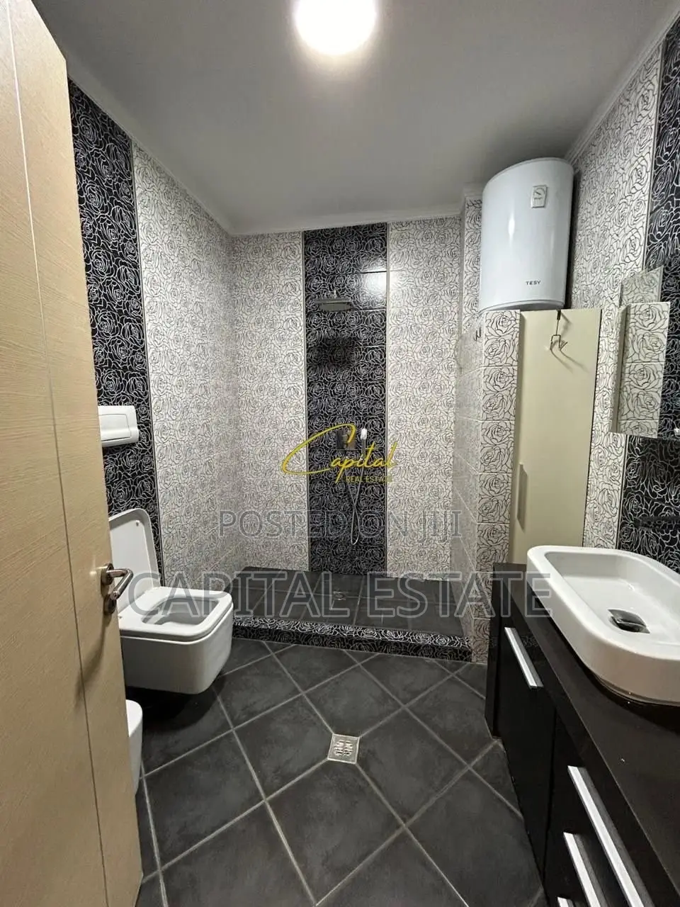 SHITET APARTAMENT 1+1 KOMUNA E PARISIT 175.000 EURO