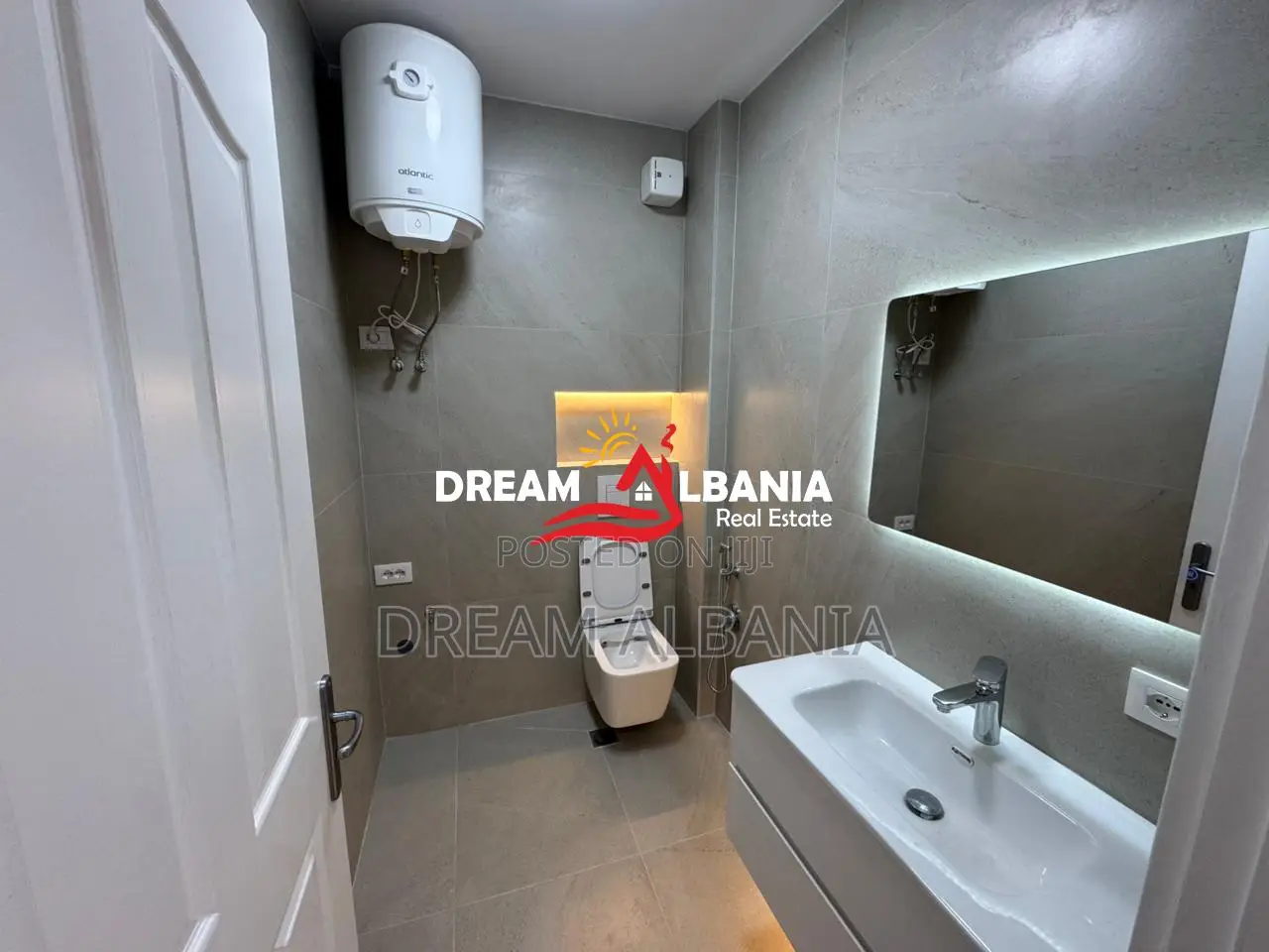 Apartament 2+1+2 per Shitje ne Astir, prane Viles L, Tirane (ID 412122