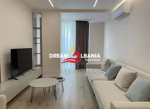 Jepet Apartament 1+1 me qera ne Golden Tower (ID 42111524)