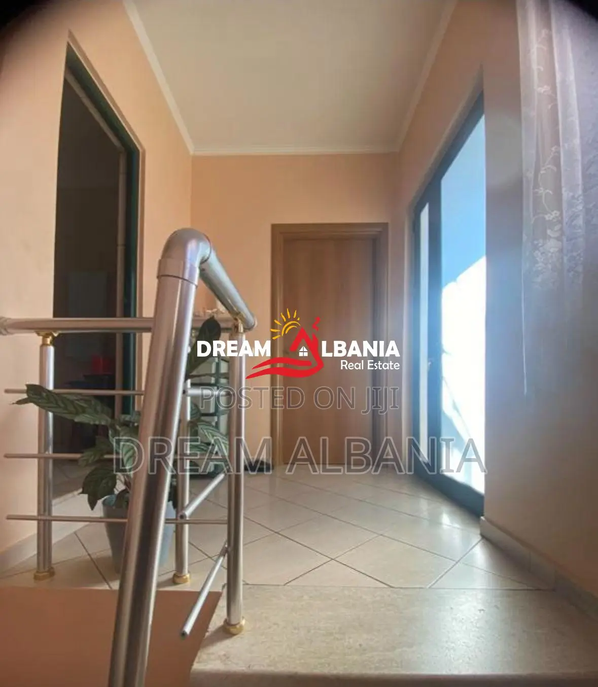 Jepet me Qera Vilë Duplex në Sauk (ID 4251455) f