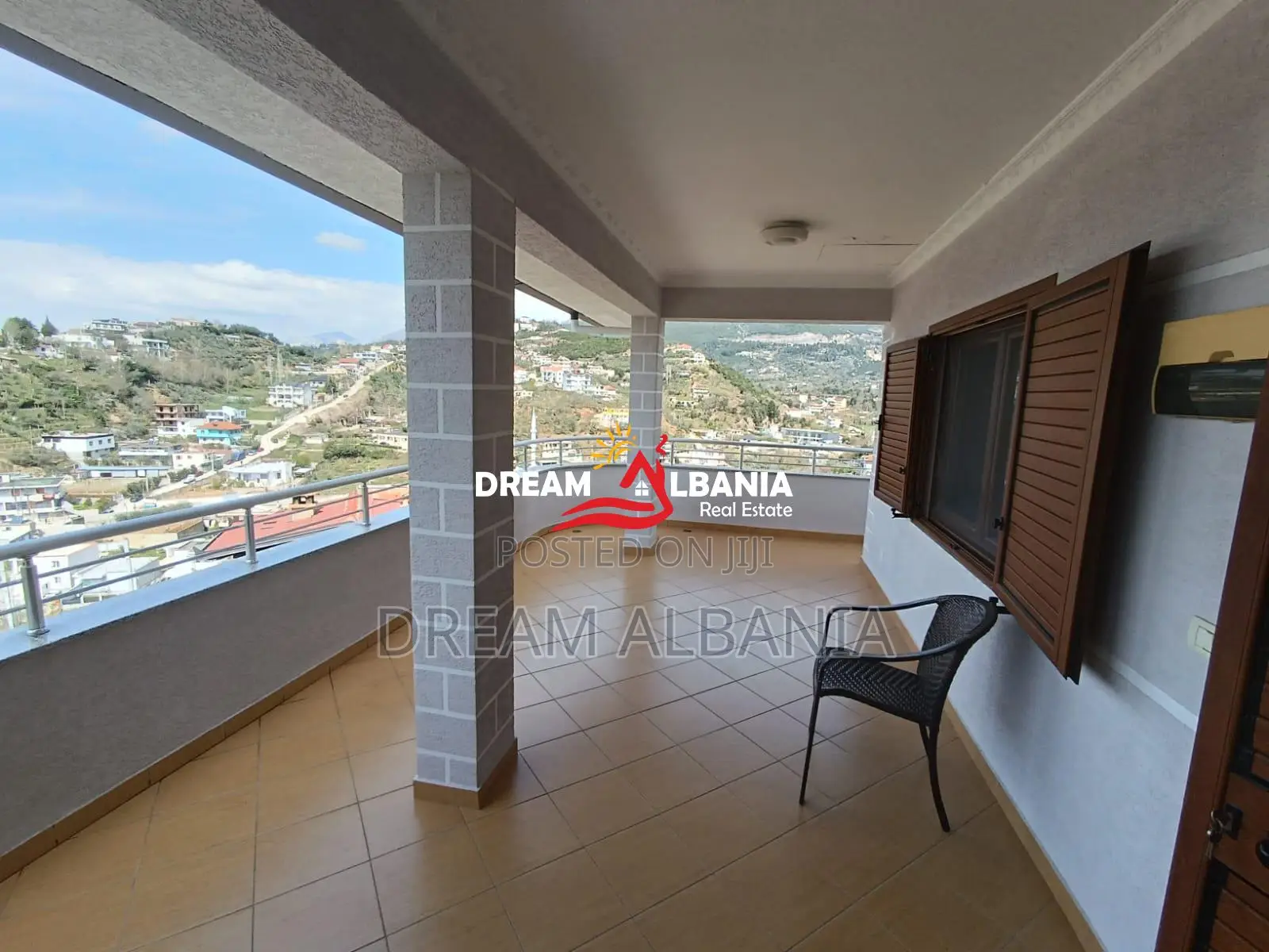 Vilë për shitje në Shkozë, Tiranë (ID 4151217)