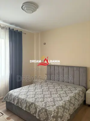 Jepet me qera Apartament 2+1 Rruga e Elbasanit prane pallatit te Briga