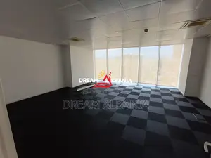 Jepet me qera Ambient Biznesi prane rrethrrotullimit te zogut zi (ID 4