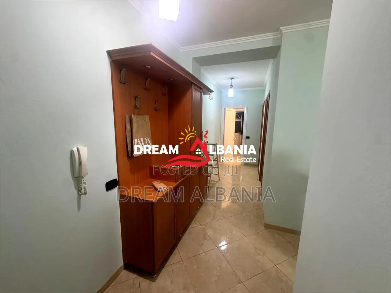 Apartament 2+1 me qera ne Ali Dem prane maternitetit te ri , Tirane (I