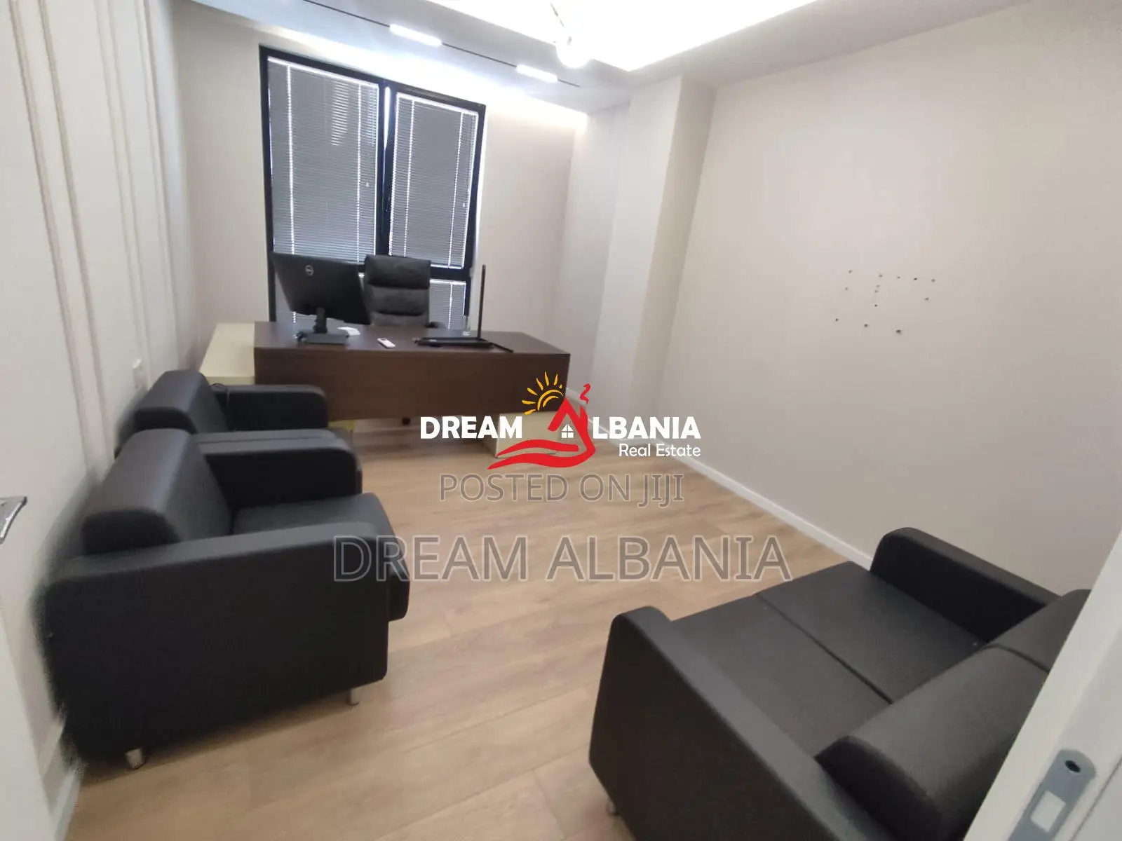 Jepet Ambient Zyre me qera ne Rrugen Mine Peza tek Golden Tower(ID 422