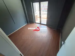 Apartament me Qera 3+1+2 Tualete (Ambient ZYRE) tek Zogu i zi ne Tiran