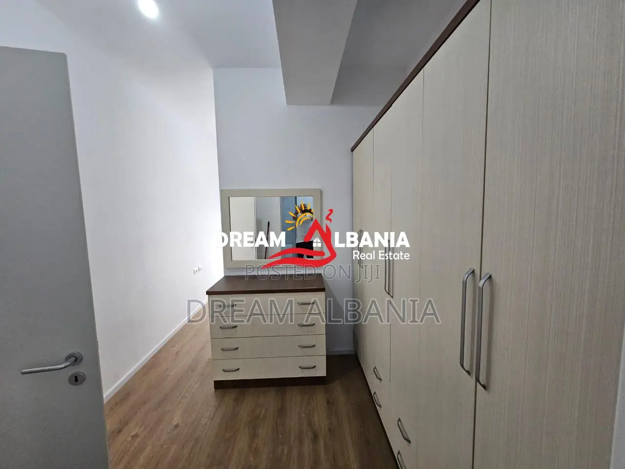 Apartament 2+1 +2 tualete +ballkon me qera tek Rezidenca Kaimi, Ali De