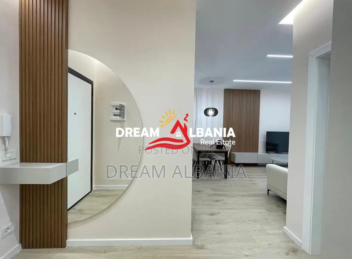 Jepet Apartament 1+1 me qera ne Golden Tower (ID 42111524)
