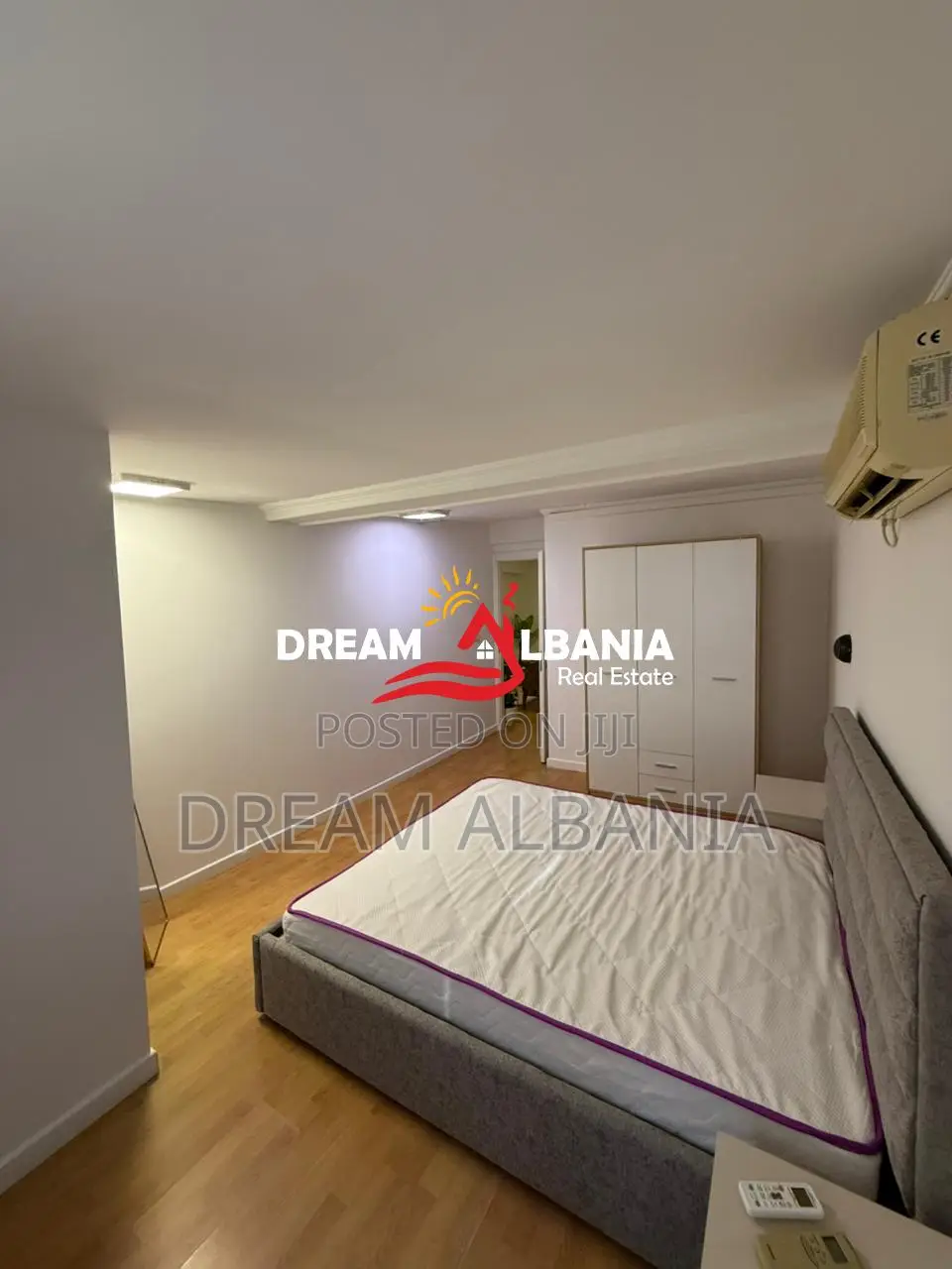 Jepet me qera apartament 2+1 ne zonen e Bllokut, Tirane (ID 42215594)