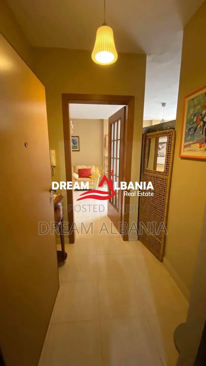 Apartamente 1+1 me qera ne zonen e Rruges se Kavajes ne Tirane (ID 421