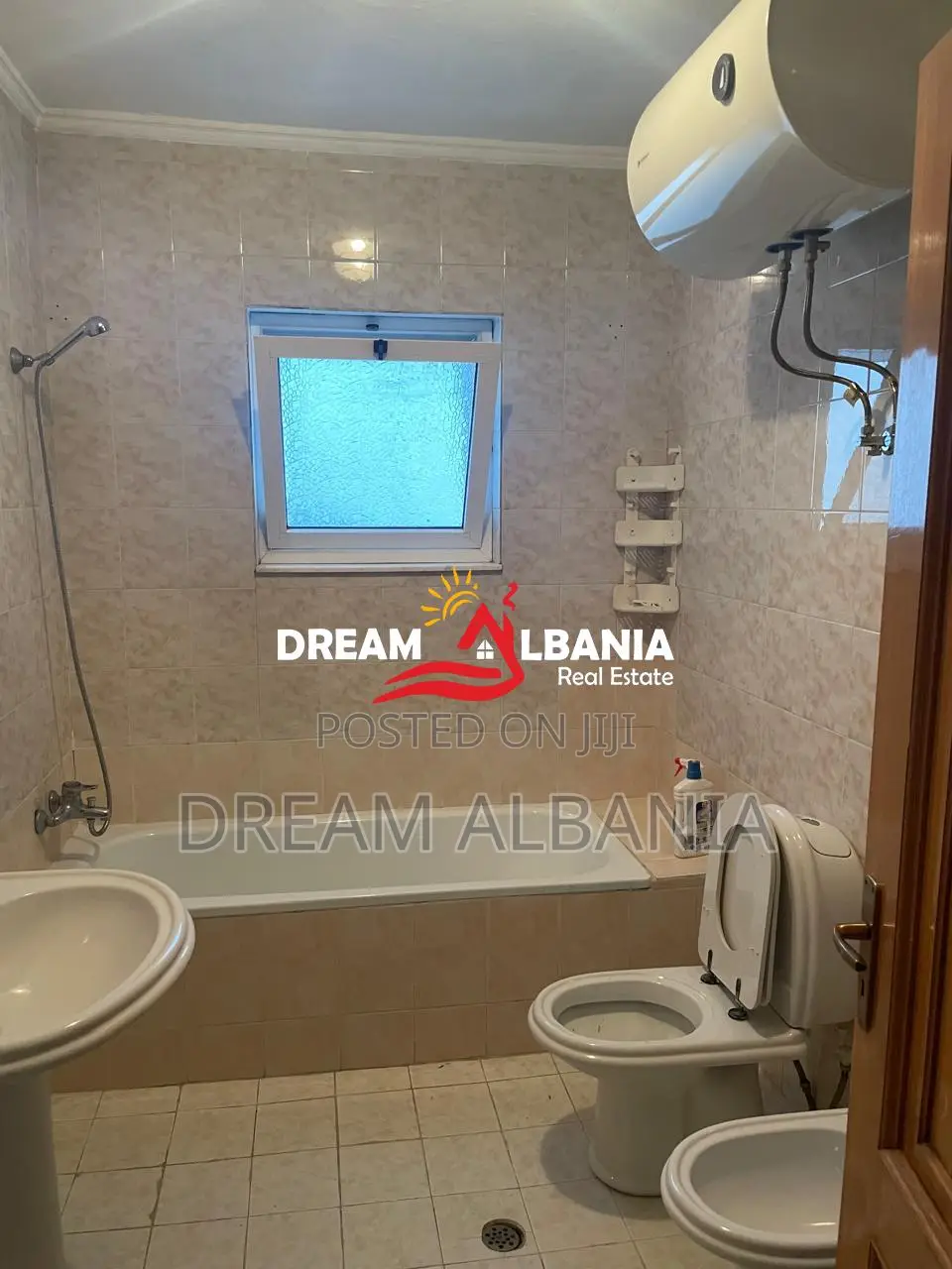 Apartamente 2+1 me qera ne zonen Lapraks afer Hotel Relax ne Tirane (I