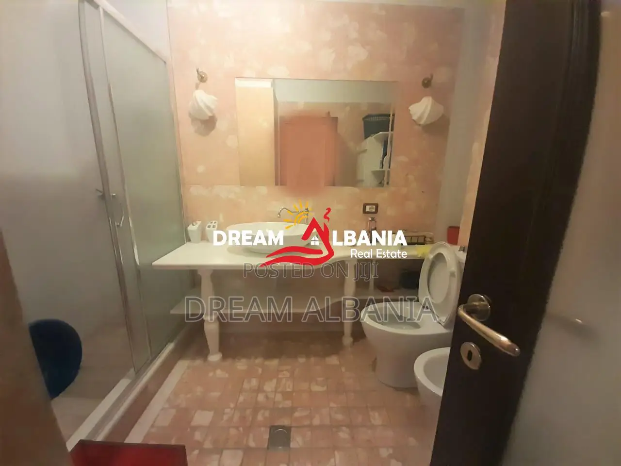Apartament 2+1 me Kuzhine ne Vete ne Shitje ne Fresk, ne Rrugen Shefqe