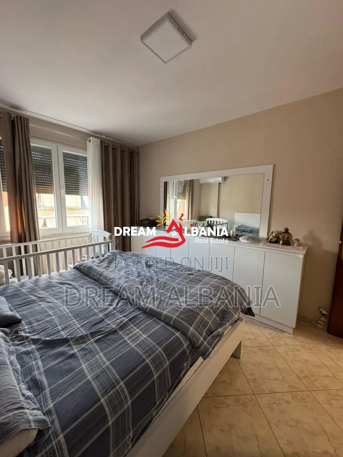 Apartament me qera 2+1, ne Rrugen Frederik Shiroka, prane 21 dhjetorit