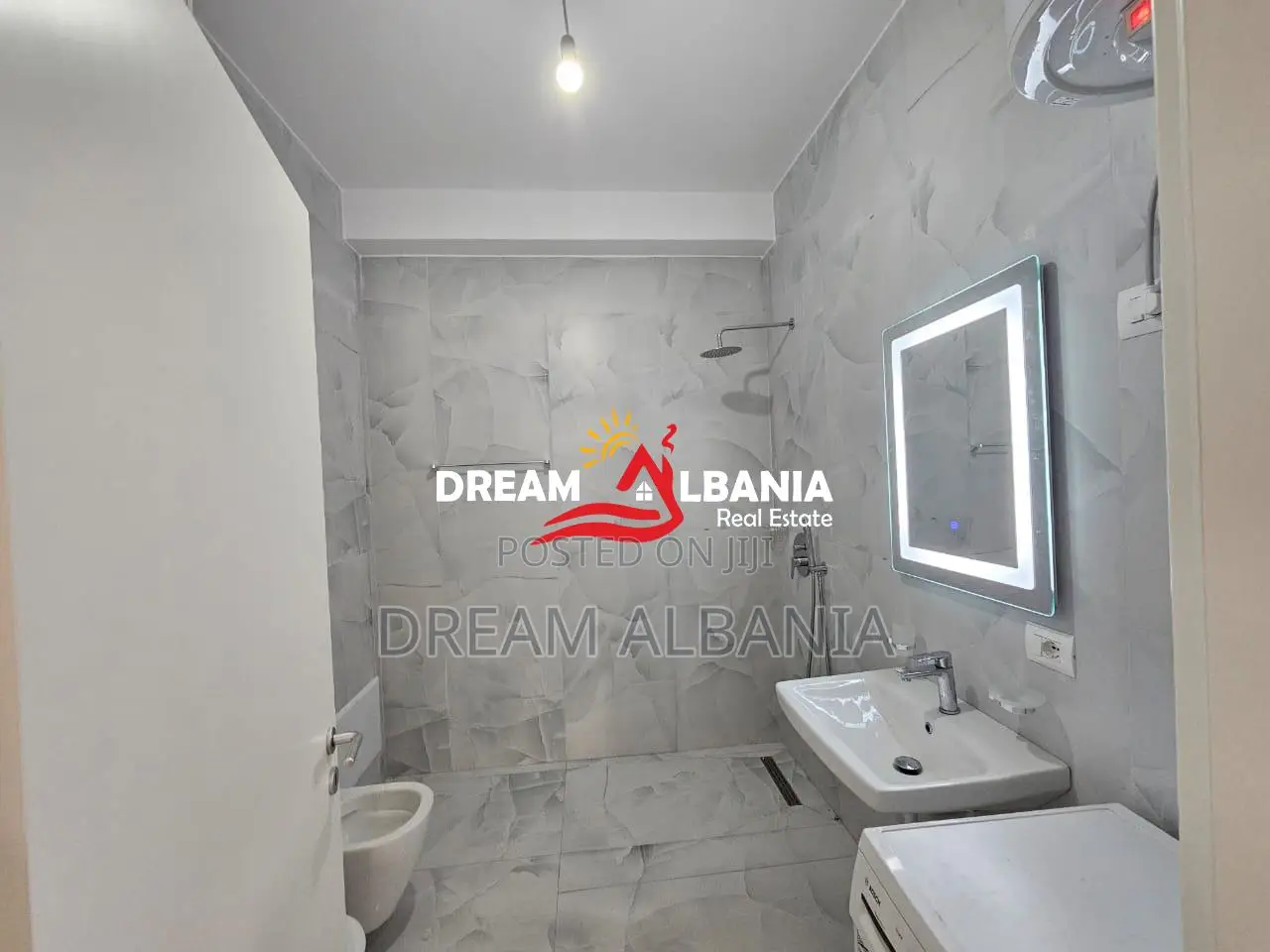 Apartament 2+1 +2 tualete +ballkon me qera tek Rezidenca Kaimi, Ali De