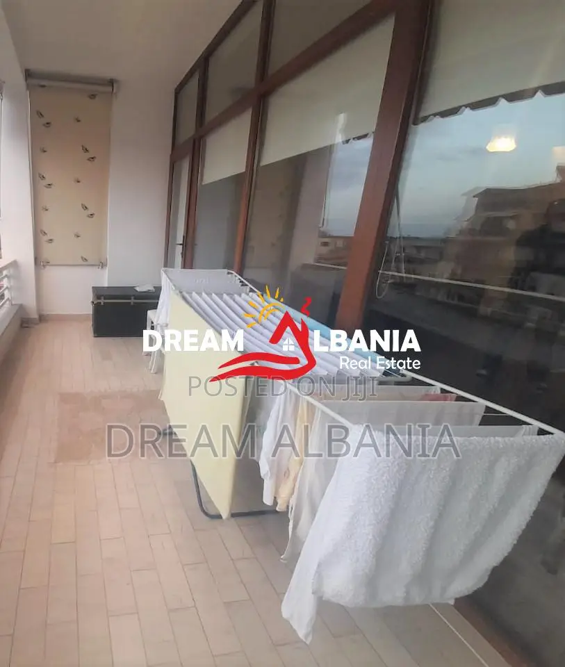 Apartament 2+1 me Kuzhine ne Vete ne Shitje ne Fresk, ne Rrugen Shefqe