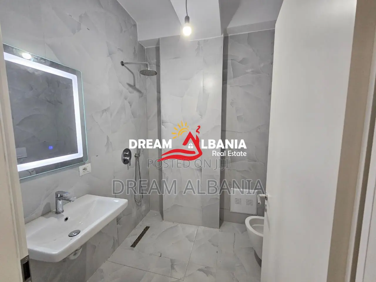 Apartament 2+1 +2 tualete +ballkon me qera tek Rezidenca Kaimi, Ali De